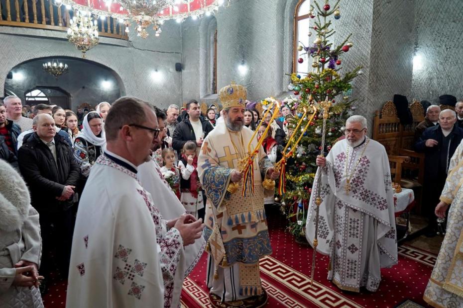 „Când îl cinstim pe Sfântul Ioan Botezătorul, întregim imaginea botezului” / Foto: Flavius Popa